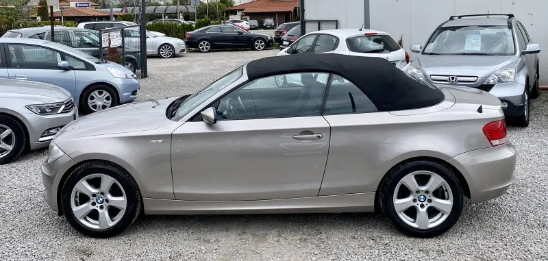 BMW 118 i CABRIOLET Image 8