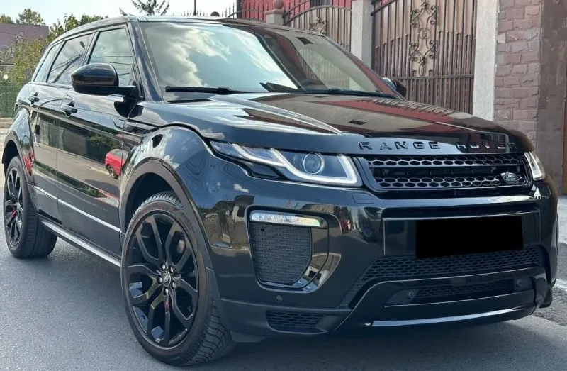 Land Rover Range Rover Evoque 2.0D R-Dynamic Image 1