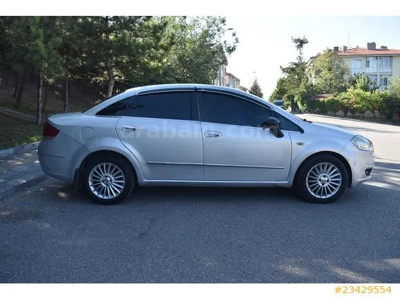 Fiat Linea 1.3 Multijet Emotion Image 2